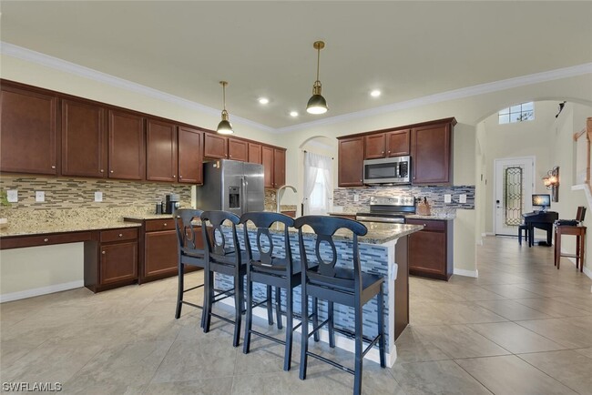 Building Photo - 9406 Foxglove Ln