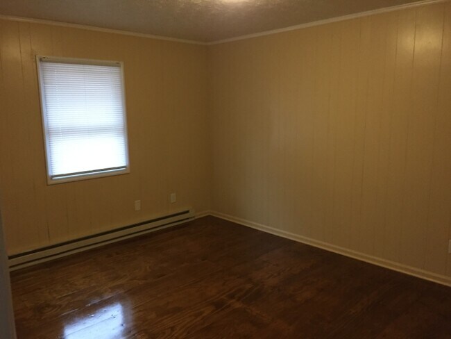 Foto del edificio - 74 Maple Ln