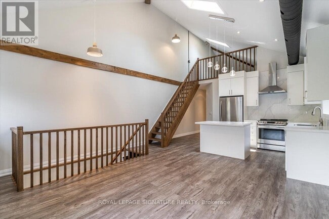 Building Photo - 184 Millwood Rd