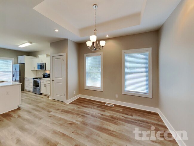 Building Photo - 1765 Bridgecrest Dr