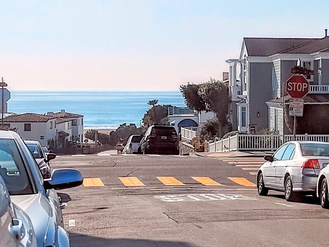 Primary Photo - 201 25th St