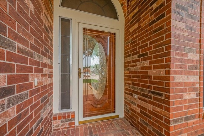 Building Photo - 17215 Stratford Green Dr