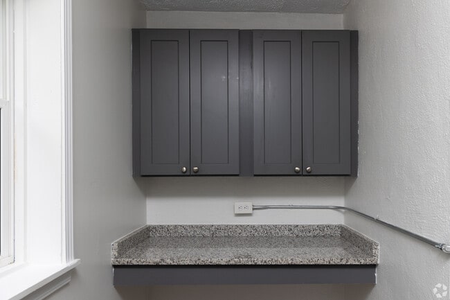 Nook in Kitchen - Summit North (N)