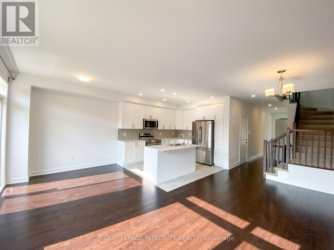 Building Photo - 239 Zinnia Way