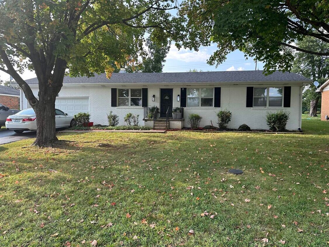 Primary Photo - 1317 Westen St