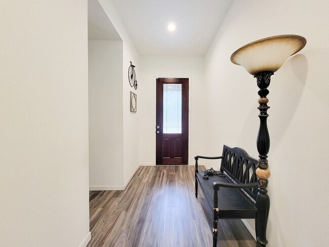 Foto del edificio - 129 Jim Hall Ln