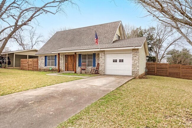 Foto del edificio - 1209 Arden Dr