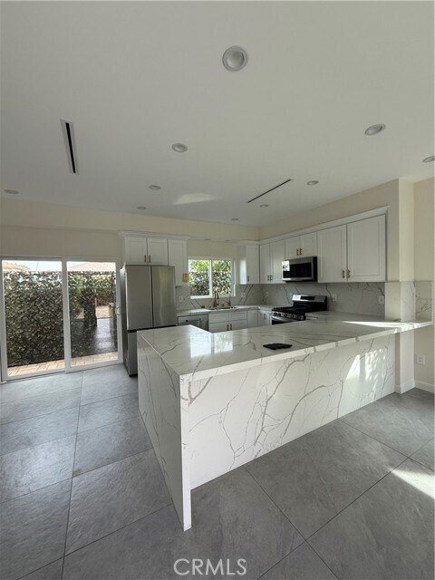 Foto del edificio - 13350 Brownell St