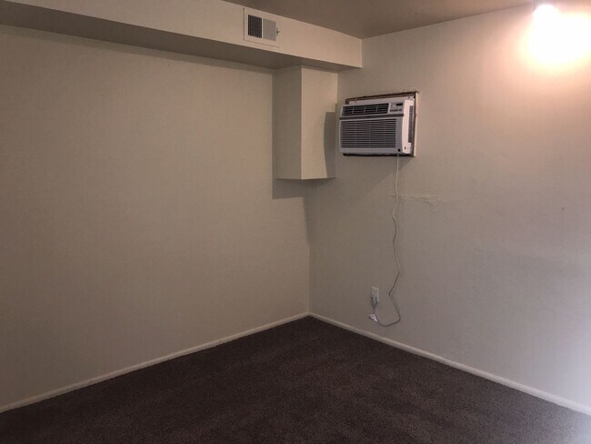 Foto del edificio - South Ogden rental main floor