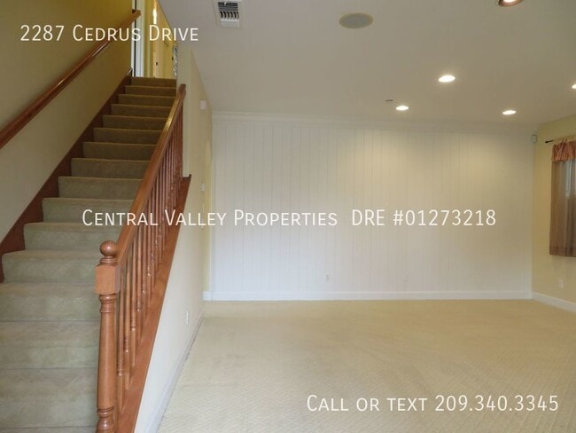 Building Photo - 2287 Cedrus Dr