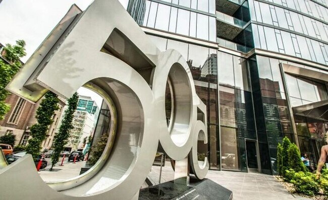 Foto del edificio - Highrise Condo in the Heart of Music City!