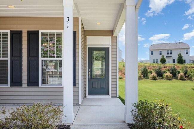 Building Photo - Beautiful 3BR 2.5BA plus a spacious loft! ...