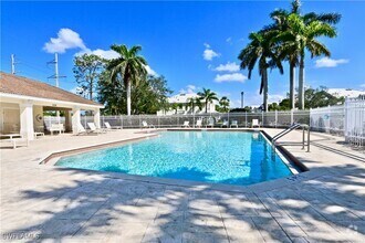 Building Photo - 1055 Albany Ct
