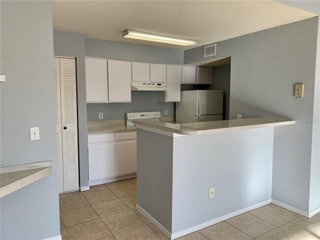 Building Photo - 4105 Tropical Isle Blvd