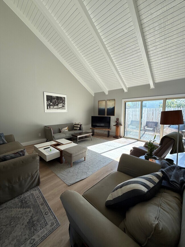 Foto del edificio - 6386 Wolcott Ct