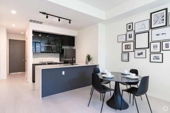 1HAB-1BA - 820 ft² - Allure 258 Luxury Apartments