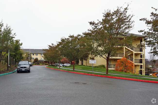 Building Photo - Solstice Senior Living at Santa Rosa