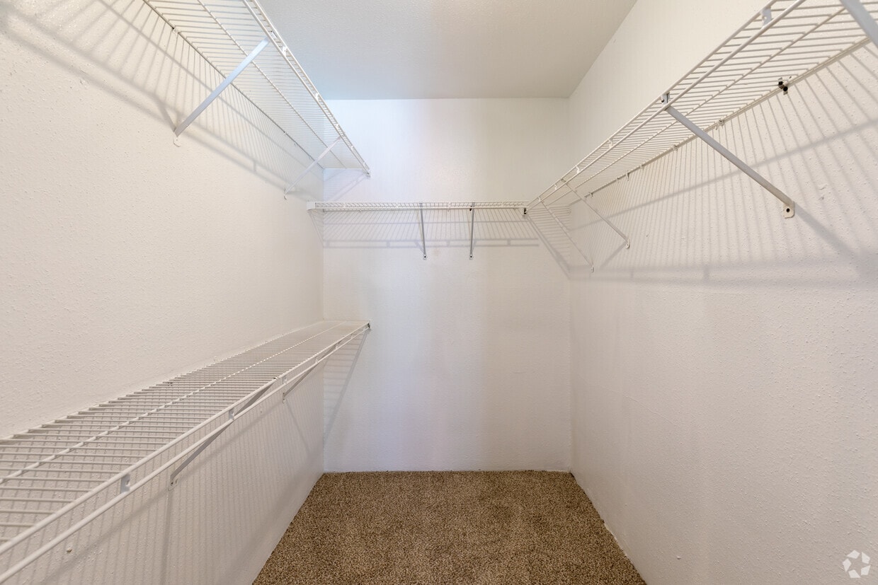Spacious Walk-In Closets - SunBlossom Woods