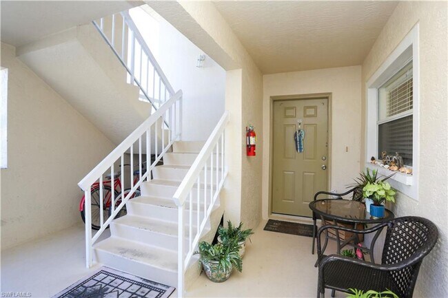 Foto del edificio - BERKSHIRE LAKES***RARE 3 BED/2 BATH CONDO*...