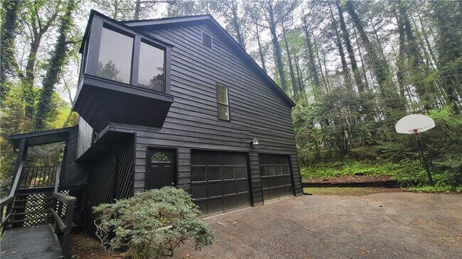 Foto del edificio - 4621 Kings Crossing Dr NE