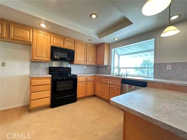 Building Photo - 877 Golden Prados Dr