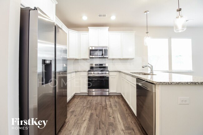 Foto del edificio - 1205 Mission Hill Ln