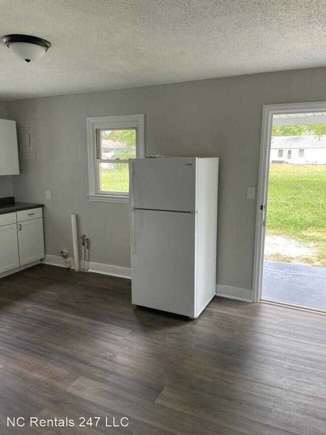 Foto del edificio - 3 br, 1 bath House - 1512 Woodbriar Avenue
