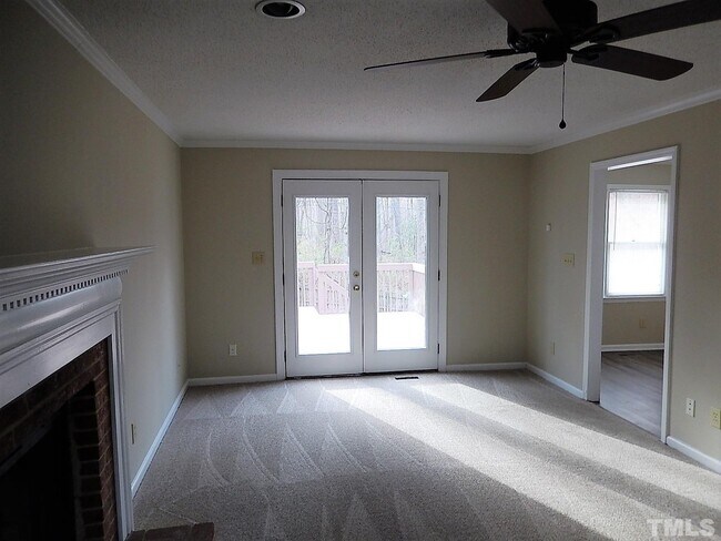 Building Photo - 502 Tyler Run Dr