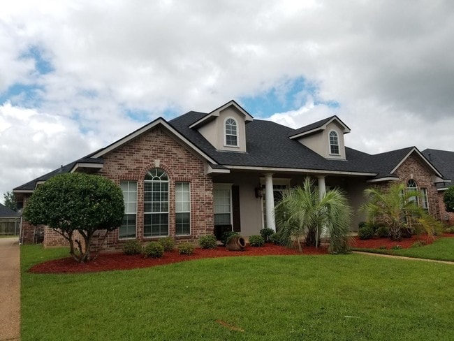Building Photo - 4 br, 2 bath House - 509 Demery