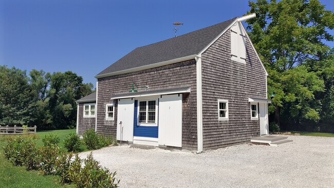 Building Photo - 94 Cross Rd