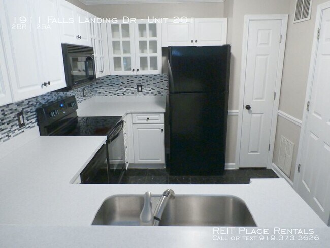 Foto del edificio - 1911 Falls Landing Dr