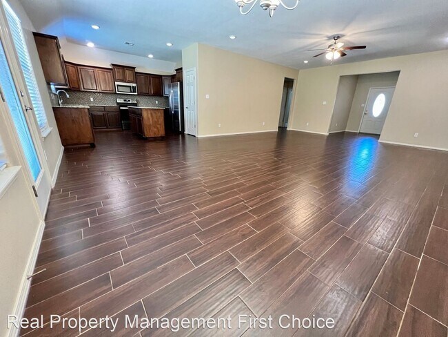 Foto del edificio - 3 br, 2 bath House - 426 Ridge Point Drive