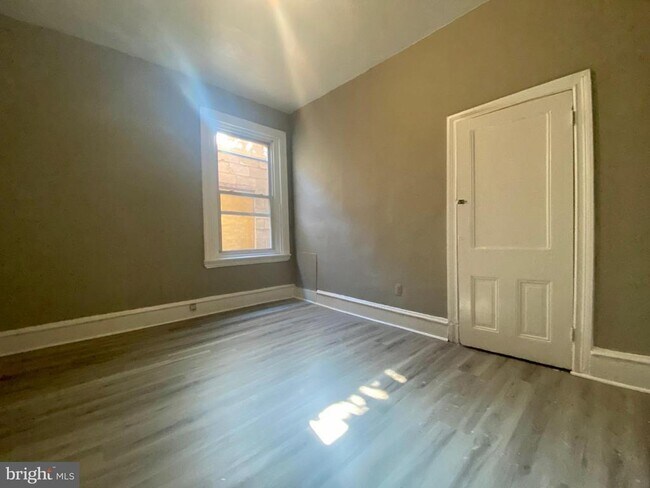 Foto del edificio - 5412 Jefferson St