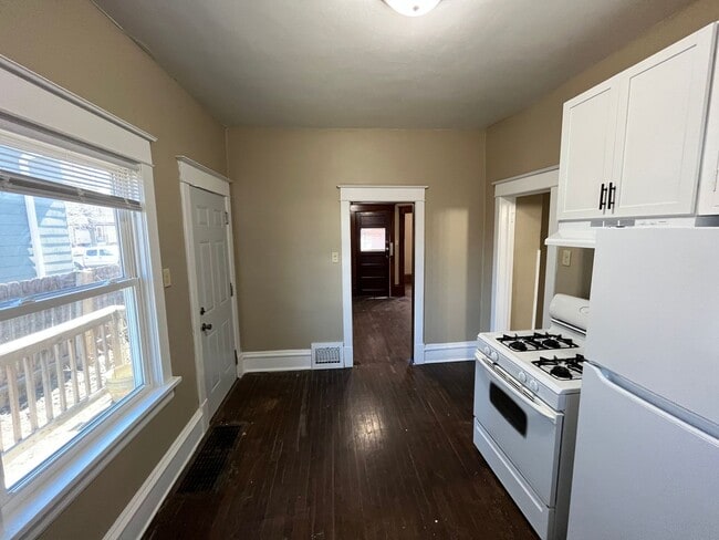 Foto del edificio - Fantastic 2 Bed 1 Bath Single Family Home in St. Paul! View and Get Approved TODAY!