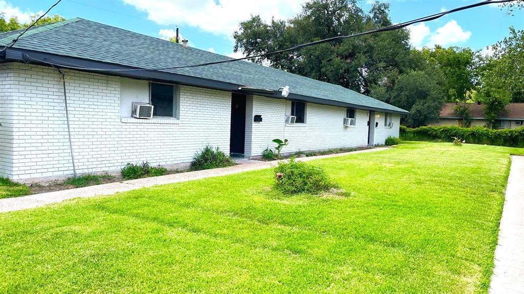 Primary Photo - 5409 Suez St