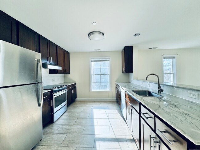 Foto del edificio - 60 Merrell Ave