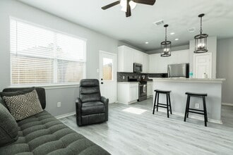 Building Photo - 345 Brandy Ridge Ln