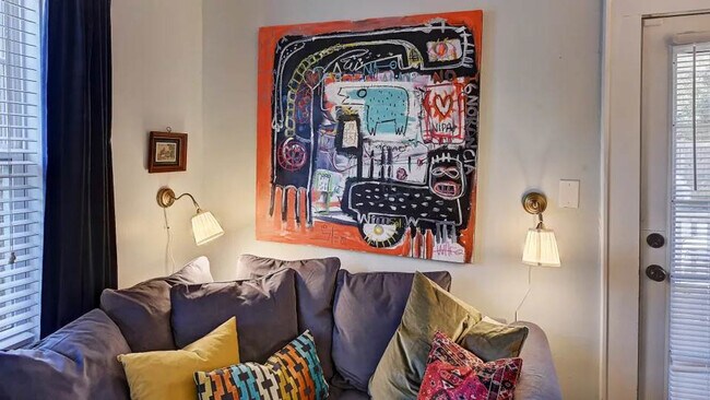 Foto del edificio - 800 Magnolia Ave