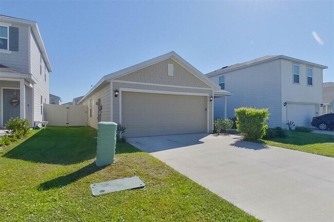 Building Photo - 8611 SW 44th Ct