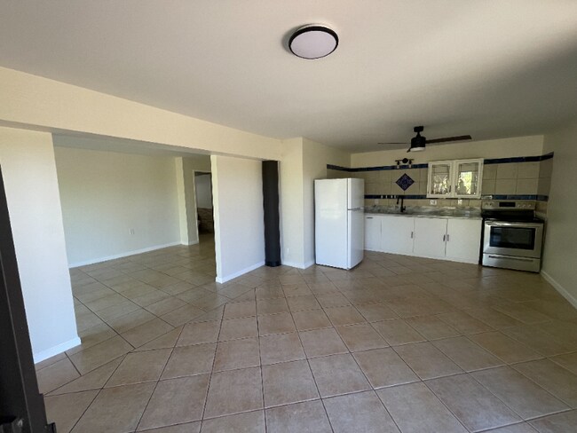 Building Photo - 70 Nahele Rd
