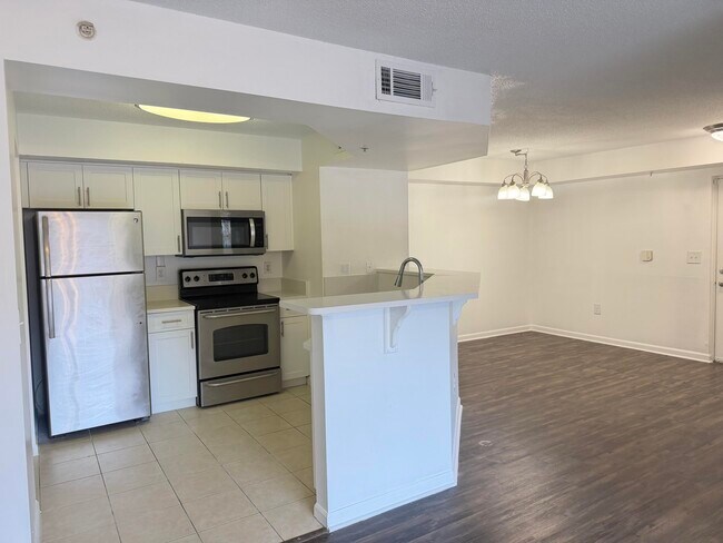 Foto del edificio - 3708 NW Adriatic Ln