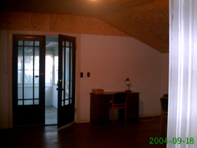 Camino de entrada - 436 15th Ave NE