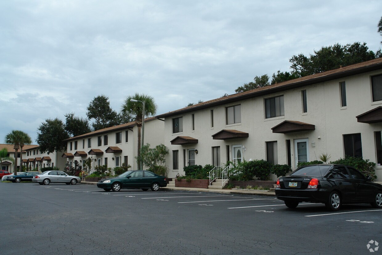 Building Photo - 3333 S Ridgewood Ave