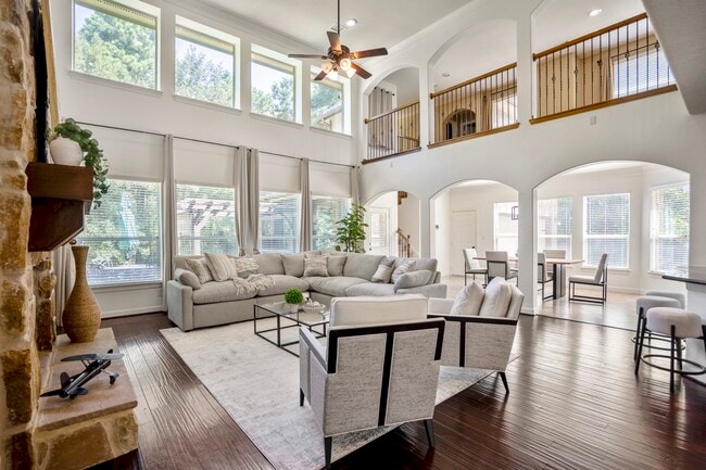 Foto del edificio - 11306 Longmire Creek Ct