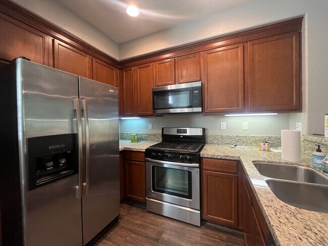 Foto del edificio - 3 Bed / 2.5 Bath Condo-Townhome in Otay Ranch