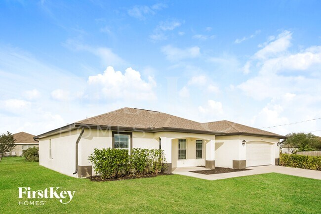 Foto del edificio - 1305 NW 11th Terrace