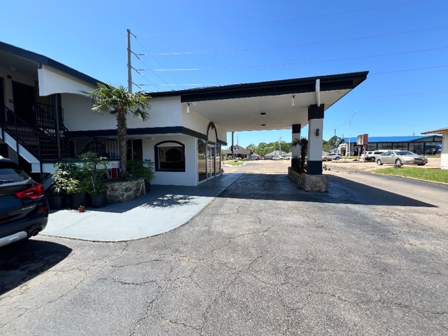 Foto del edificio - 3602 N State Line Ave