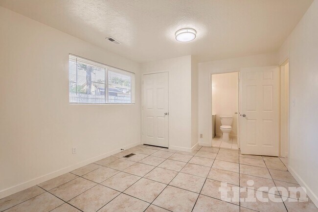 Building Photo - 4889 Milos Dr