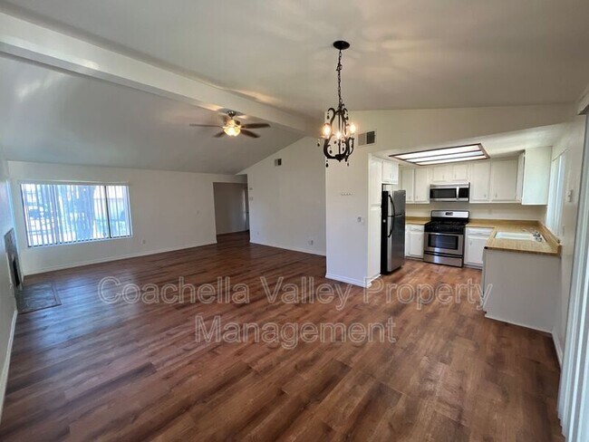 Foto del edificio - 40641 Schafer Pl