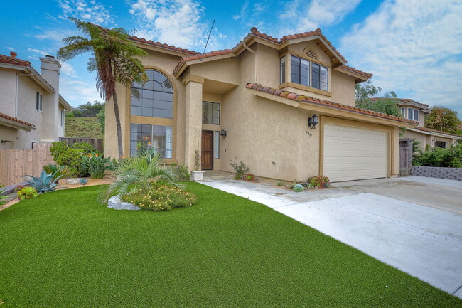 Building Photo - 2091 Sequoia Crest
